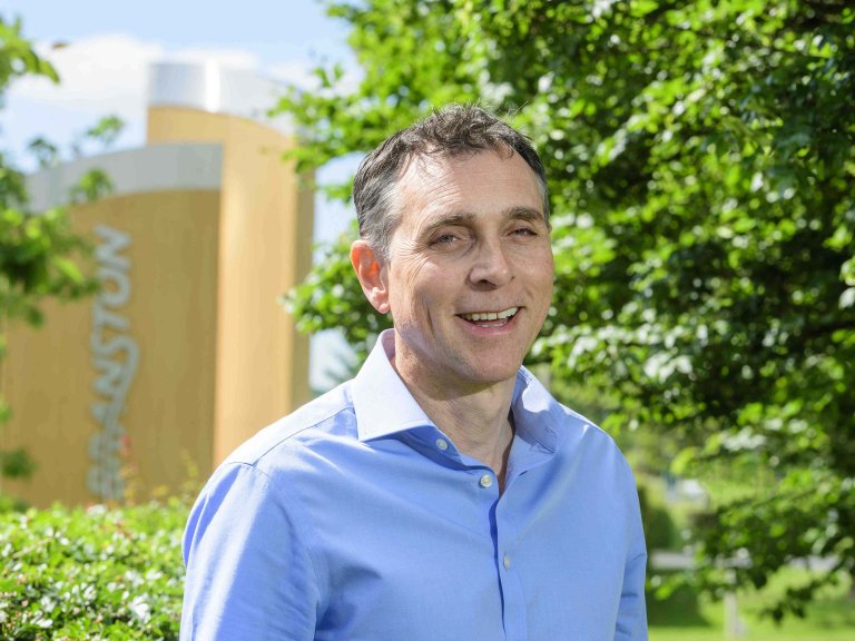 Chris Vaughan Photography - Business profile images.