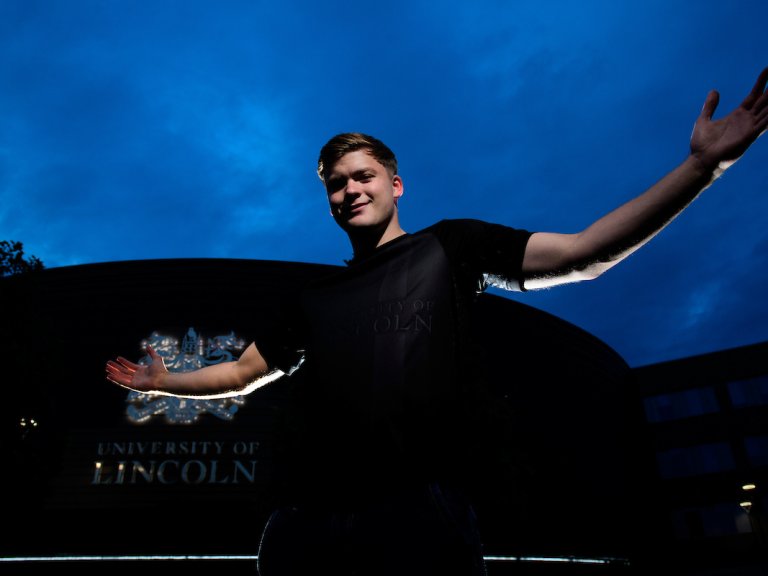 Lincoln City's Freddie Draper wearing the Imps&rsquo; new University of Lincoln sponsored third kit.